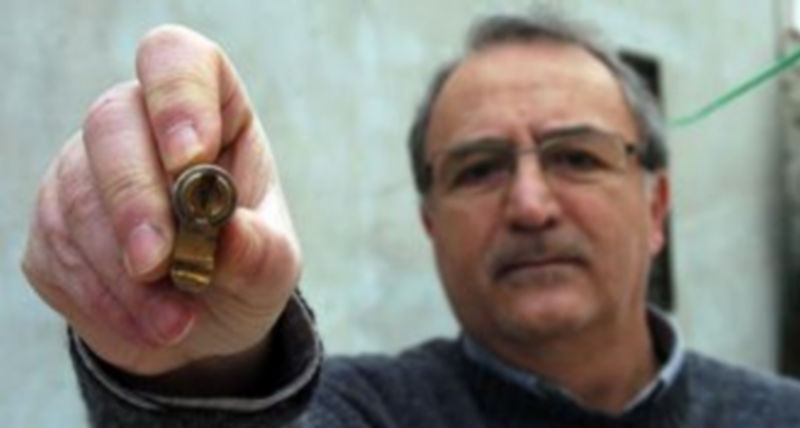 José María de Frutos enseña