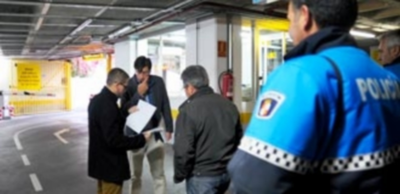 Acta notarial del índice de ocupación del aparcamiento realizado en octubre de 2015 por iniciativa municipal. / KAMARERO