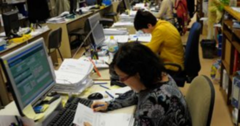 Los tributos municipales subirán un 1,8 por ciento en el año 2011 1 Oficina de la sección de tributos y recaudación