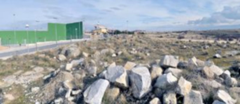 Terrenos cerca de el frontón de El Sotillo