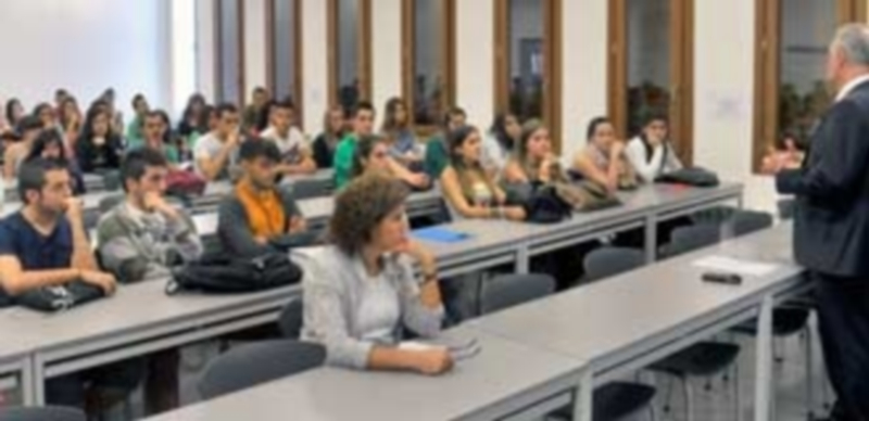 Los alumnos del campus María Zambrano podrán alcanzar dos titulaciones en cinco años. / Kamarero