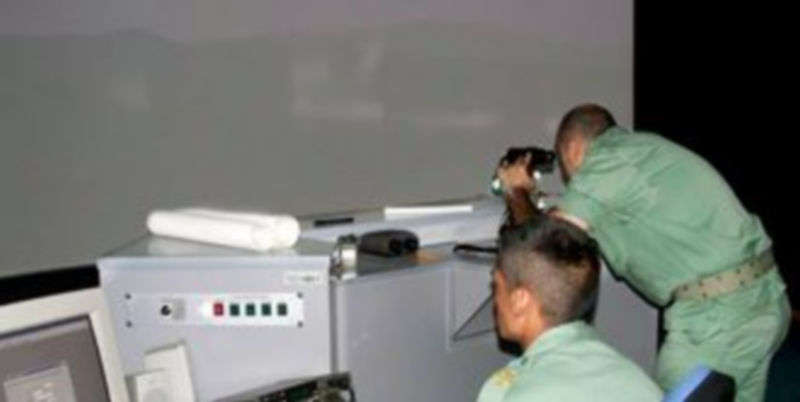El simulador de artillería de campaña ha sido visitado a lo largo del año por más de 1.300 militares de las unidades artilleras de toda España./ M.G.