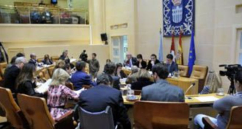 El alcalde cree que el pleno del Ayuntamiento no aprobará los presupuestos hasta el próximo mes de abril. / Juan Martín.