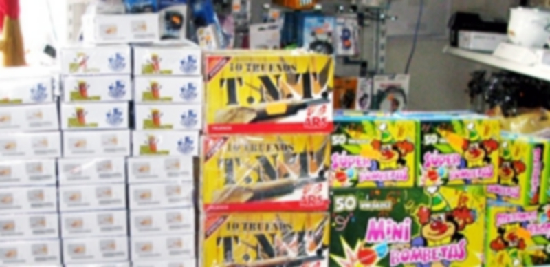 Los artefactos pirotécnicos incautados fueron encontrados en un establecimiento de Cantalejo. / El Adelantado