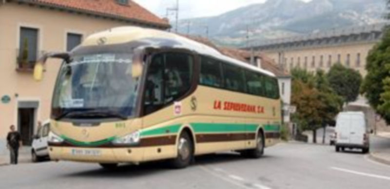 La Sepulvedana es una de las compañías que participa en el plan del transporte metropolitano. / Juan Martín