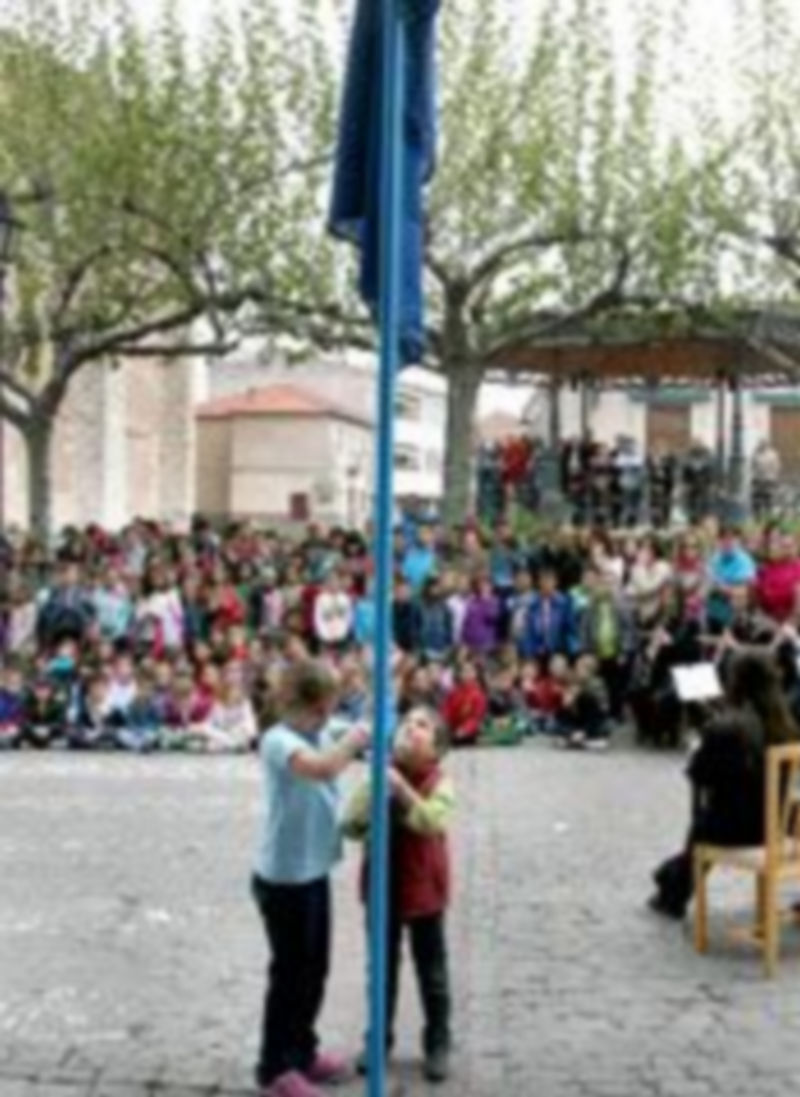 Autoridades y docentes coinciden en reclamar una mayor conciencia europeísta 1 /FLORENTINO DESCALZO