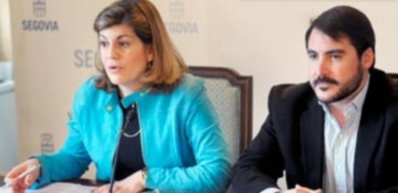 Los concejales del Grupo Municipal Popular Azucena Suárez y Darío Reques