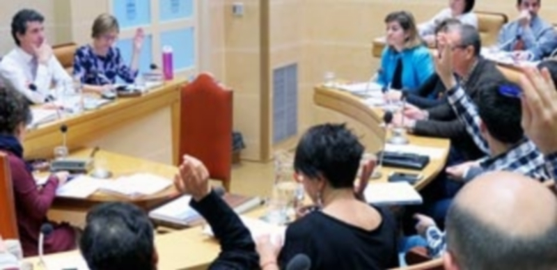 La alcaldesa dice que la partida del CIDE para este año es irrenunciable 1 El pleno debatirá el presupuesto municipal el próximo día 3. / KAMARERO