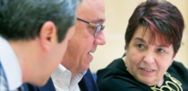 Reguera no se compromete a fijar un calendario de tramitación del PEAHIS 1 El concejal de Urbanismo