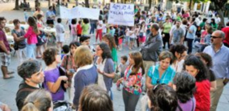 Sin previa organización