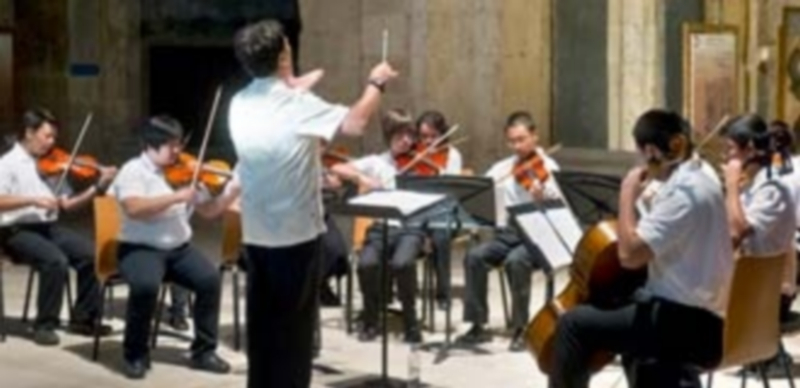 La Orquesta Juvenil ofreció un repertorio con composiciones tradicionales y modernas chinas. / Kamarero