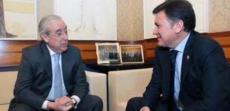 Imagen de archivo del encuentro entre Encabo y Vázquez./ El Adelantado