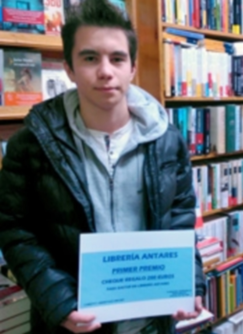 Daniel Sanz Szpiech recogió el diploma por como ganador. / El Adelantado