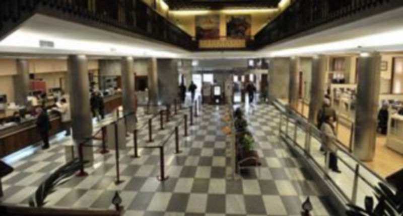 Vestíbulo de la Oficina Principal de Caja Segovia