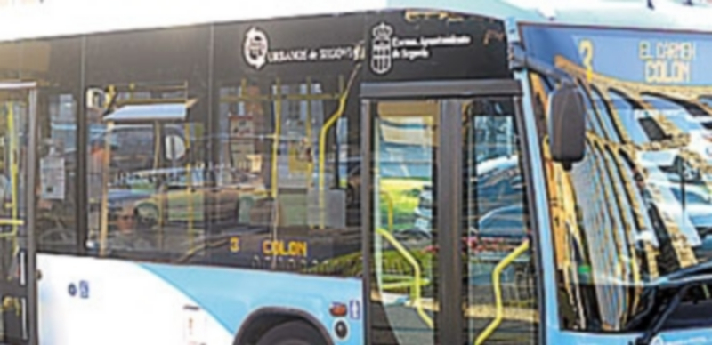 Dieciséis de los buses con los que contará el servicio de la ciudad una vez entre en vigor el nuevo contrato serán nuevos. / KAMARERO