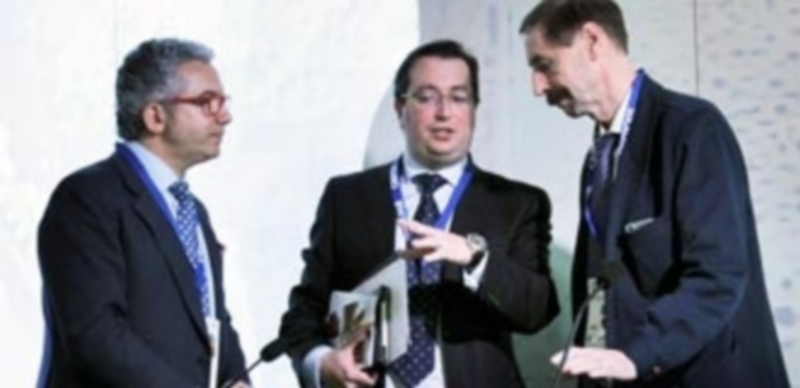 Pedro Palomo con los doctores Graciliano Estrada y Félix del Campo Matías. / El Adelantado