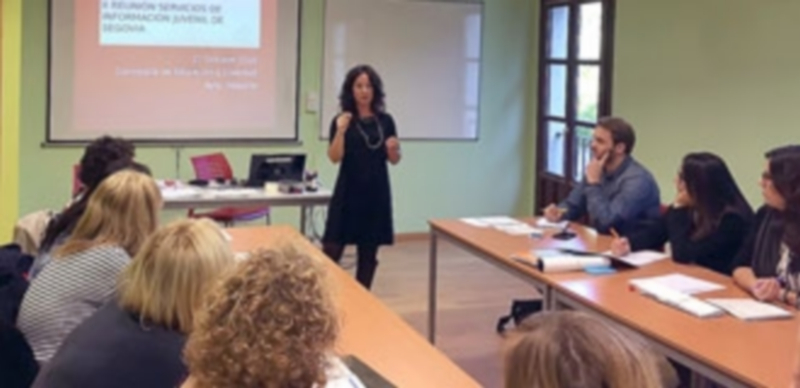 La Casa Joven acogerá un encuentro de servicios de información juvenil 1 Encuentro celebrado el pasado mes de octubre en la Casa Joven entre servicios de información juvenil. / E. A.