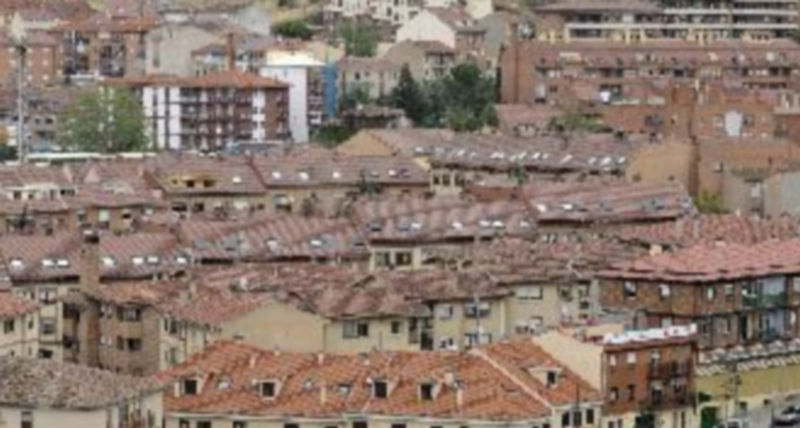 El primer padrón de inmuebles sujetos a la ITE que elaboró el Ayuntamiento incluía 2.800 edificios. / Juan Martín