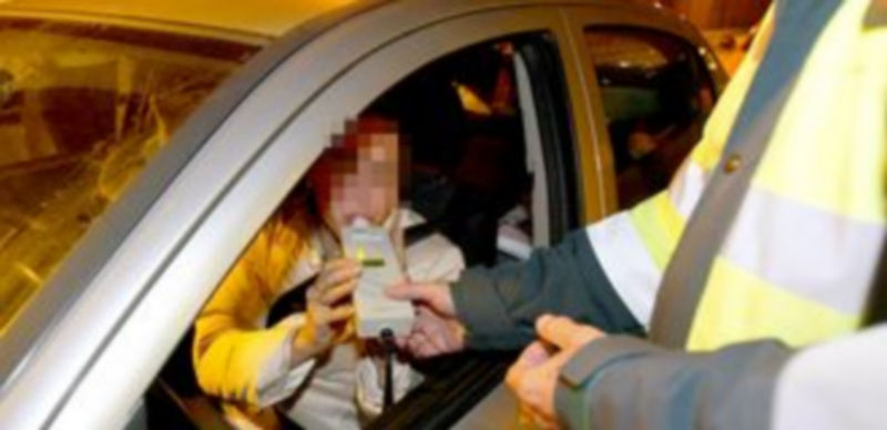 Imagen de archivo de un control de alcoholemia similar al que tuvo que hacer frente el acusado de ayer. / ICAL