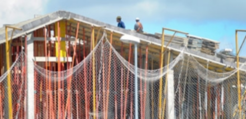 La construcción en Segovia ha perdido más de un millar de empleos desde el comienzo de la crisis. / Kamarero