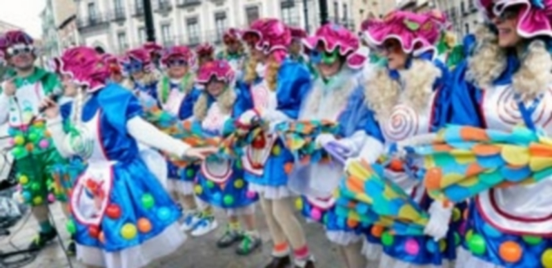 La comparsa Para que Tu lo Bailes fue galardonada por el jurado con el premio a la agrupación más divertida del Carnaval