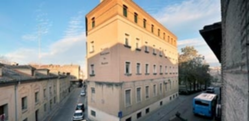 El Hospital Policlínico de Segovia dejó de tener en el año 2007 un uso sanitario. / Kamarero