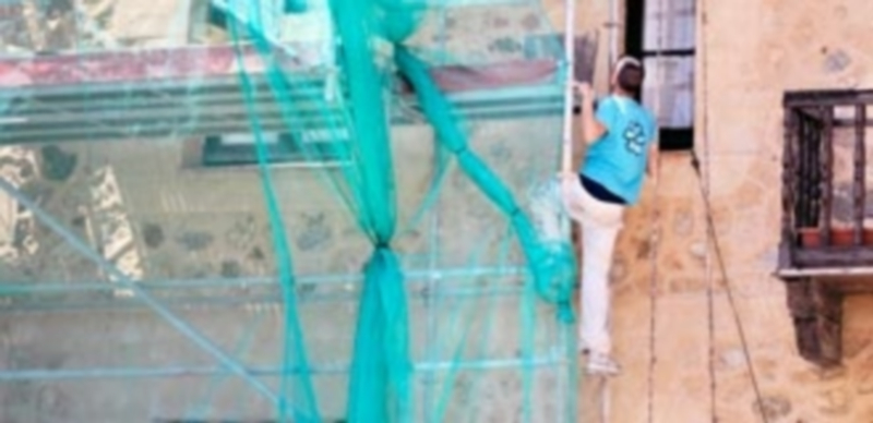 En la seguridad en el trabajo tienen su papel tanto empresas y administraciones como los propios trabajadores. / Kamarero