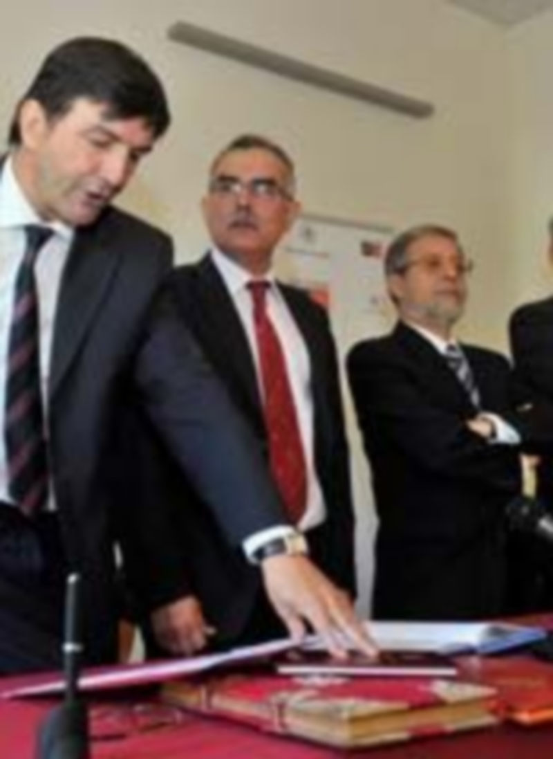 Agustín García Matilla prometió cumplir las obligaciones de su cargo