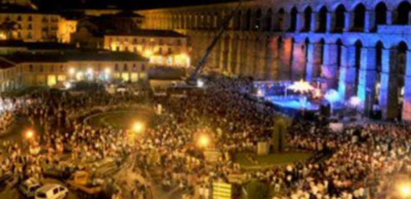 La Plaza Oriental volverá a acoger el acto inaugural de las Fiestas