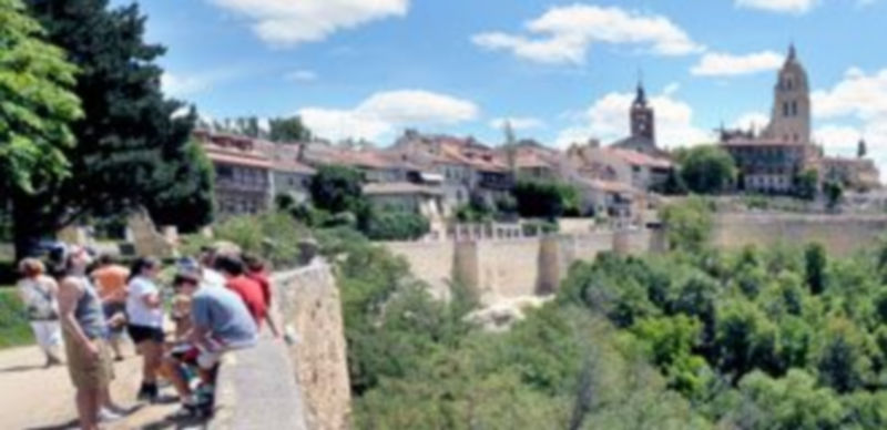 Segovia es una de las 13 ciudades españolas que integran el Grupo Ciudades Patrimonio de la Humanidad. / Kamarero