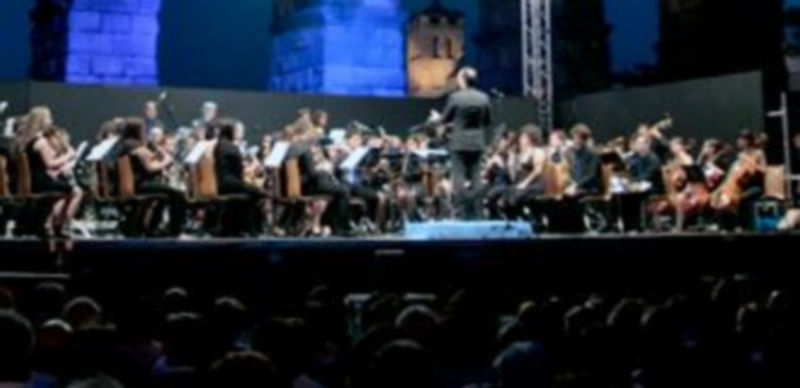 Concierto de presentación de la banda Tierra de Segovia que formó parte del programa de las fiestas. / Lara Mazagatos