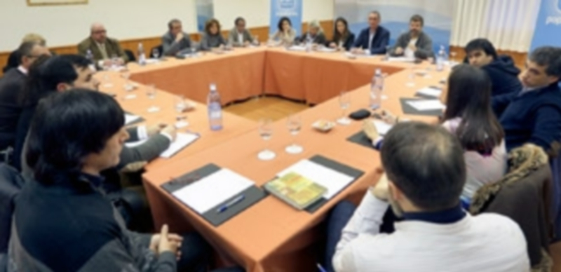 El cuarto panel de debate Pasión por Segovia contó con la presencia de personas relacionadas con la educación y la cultura. / El Adelantado