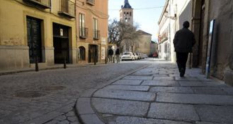 Varias calles de la Judería cambiarán de aspecto pronto debido a las obras que en ellas se acometerán. / Juan Martín.