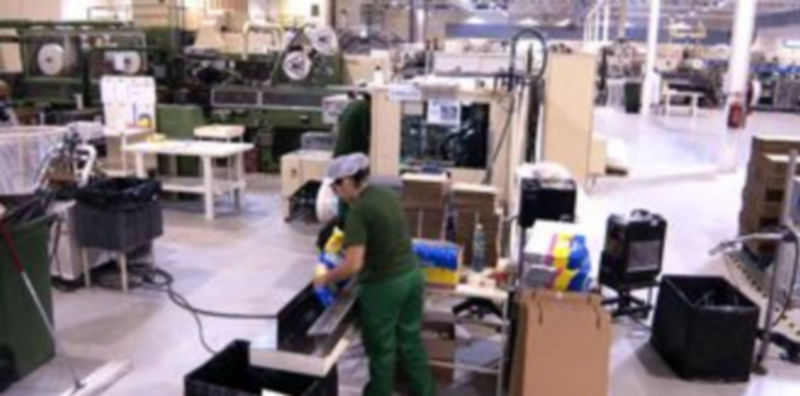 Foto de archivo de una de las salas de trabajo de la empresa radicada en Valverde del Majano. / Juan Martín