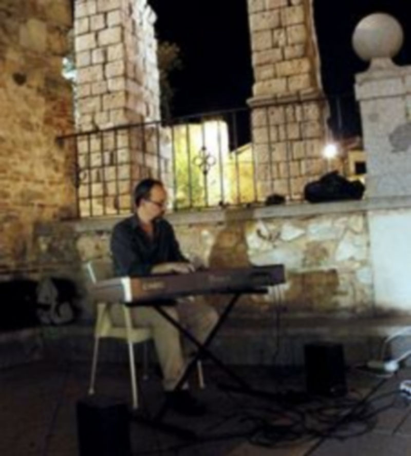 El ‘Maestro Moriles’ durante una actuación la pasada edición. / Juan Martín