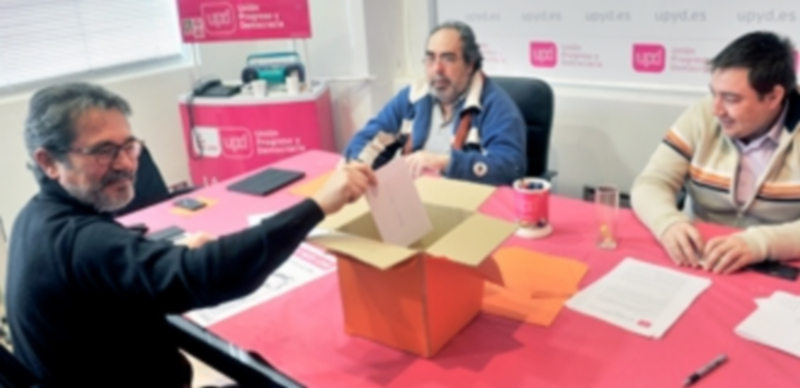Los afiliados segovianos participaron en las elecciones de UPyD. / Kamarero