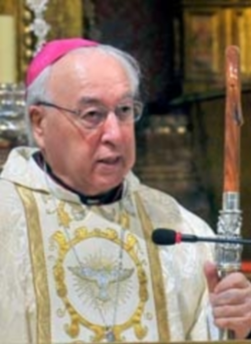 Enrique Guilabert saluda a la directora de PSN Castilla y León