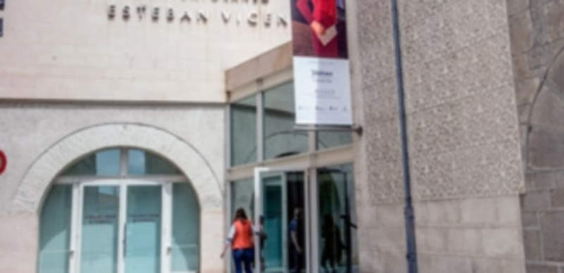 Entrada principal del Museo de Arte Contemporáneo ‘Esteban Vicente’