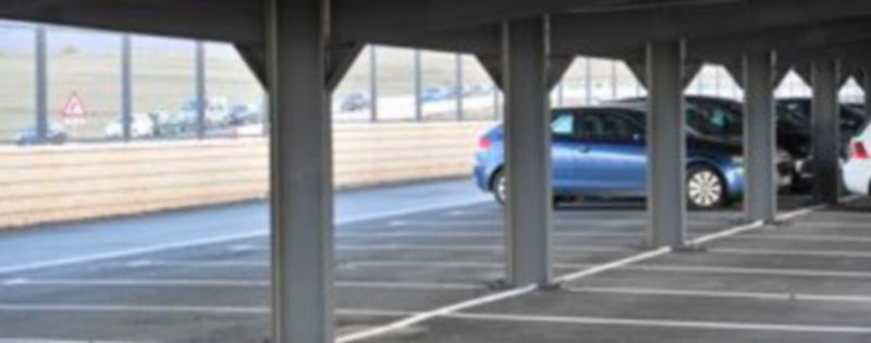 El nuevo aparcamiento no se completó