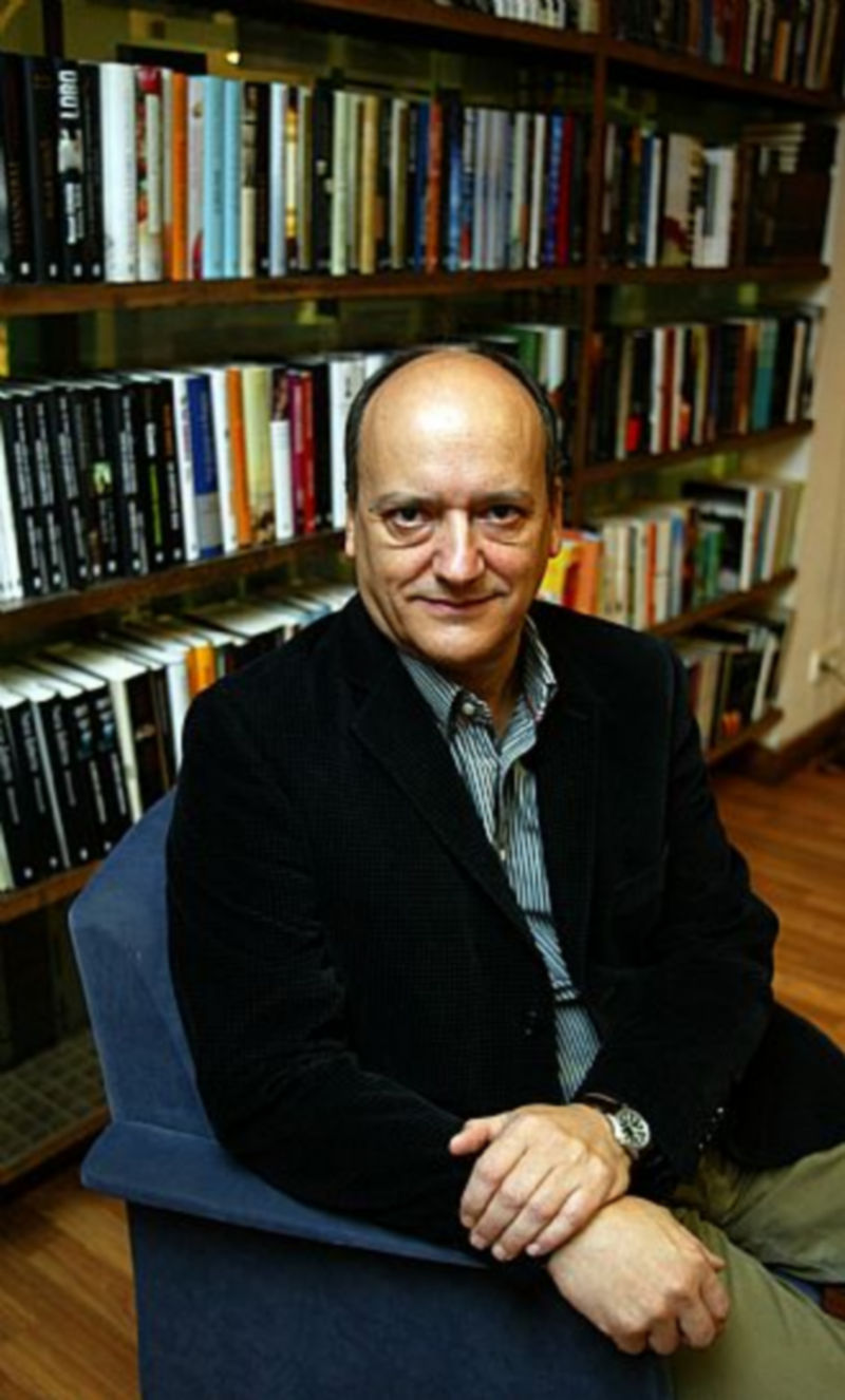 Gustavo Martín Garzo.