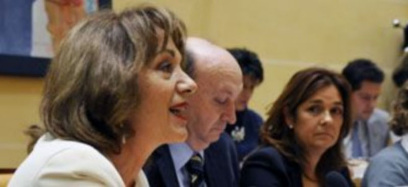 Josefina García se dirige al pleno antes de abandonar el salón