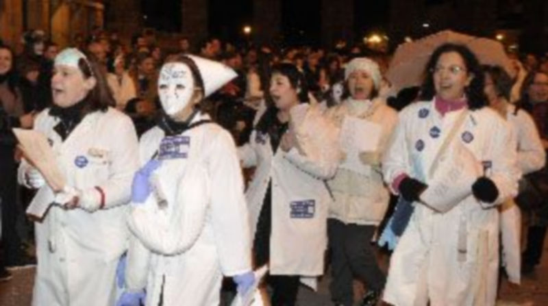 Una campaña sondeará el descontento ciudadano con el sistema sanitario 1 /JUAN MARTÍN