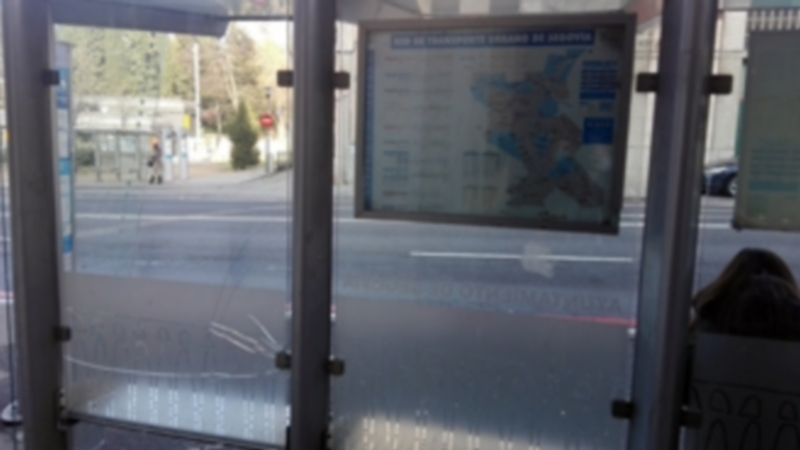 El Grupo Municipal Popular considera que el mantenimiento de las marquesinas de autobús es insuficiente. / El Adelantado