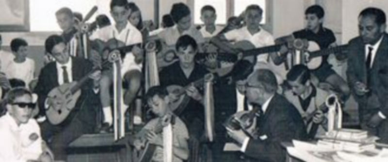 Imagen de la antigua rondalla del colegio “Calvo Sotelo” fundada por Nicanor Gómez. /El Adelantado