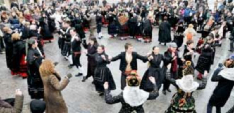 Imagen de la fiesta que organiza la Asociación Cultural Águedas de San Lorenzo. / Alberto Benavente