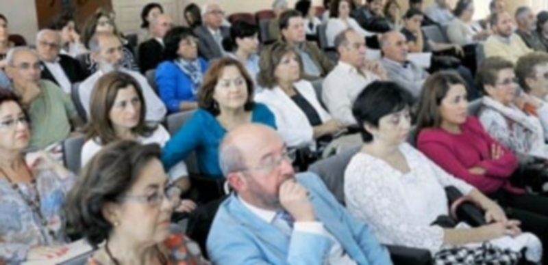 El centro asociado de la Uned cuenta con un más de un millar de alumnos de grados y cursos específicos. / Kamarero
