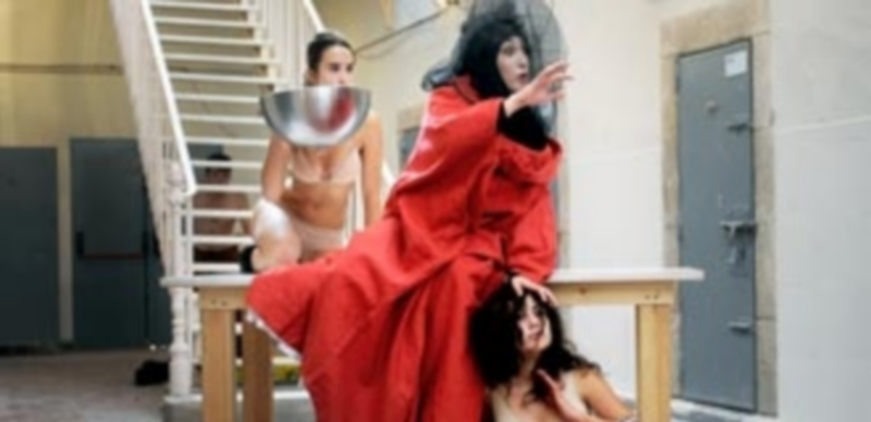 egovia en Danza. / Kamarero