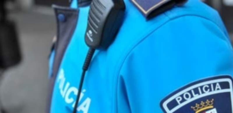 Los agentes de la Policía Local tuvieron que recurrir al antiguo sistema analógico. / KAMARERO