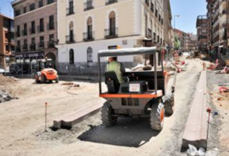 En la zona próxima a Somorrostro el Ayuntamiento instalará una pasarela más para facilitar el acceso a los comercios./KAMARERO