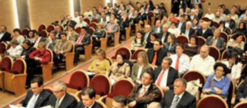 Imagen de archivo de la última asamblea general de Caja Segovia celebrada a finales del año pasado. / Kamarero